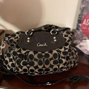 Coach purse, beautiful detail.